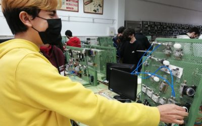 Bachillerato: la tecnología en los laboratorios y talleres