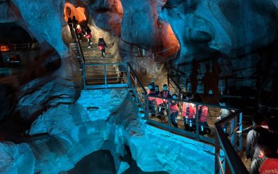 Visita a la Cueva del Tesoro. 5 años