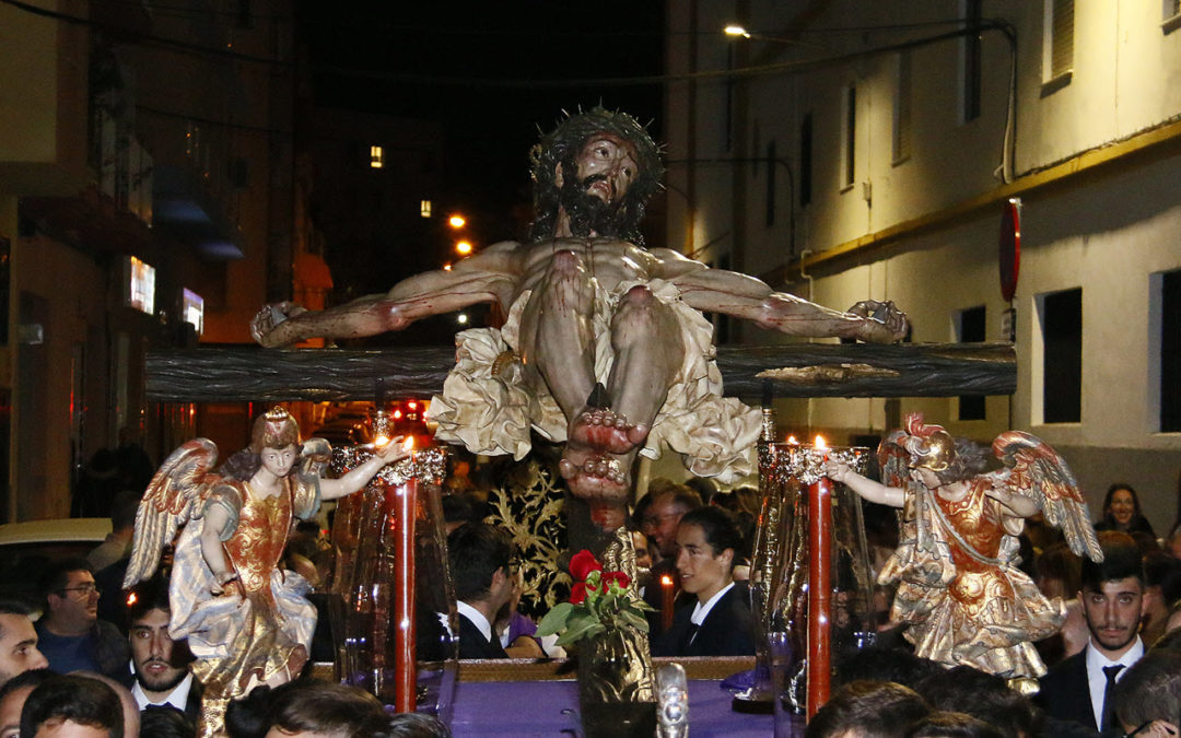 La Familia Salesiana de Málaga celebró el Vía Crucis en el año del 125 aniversario