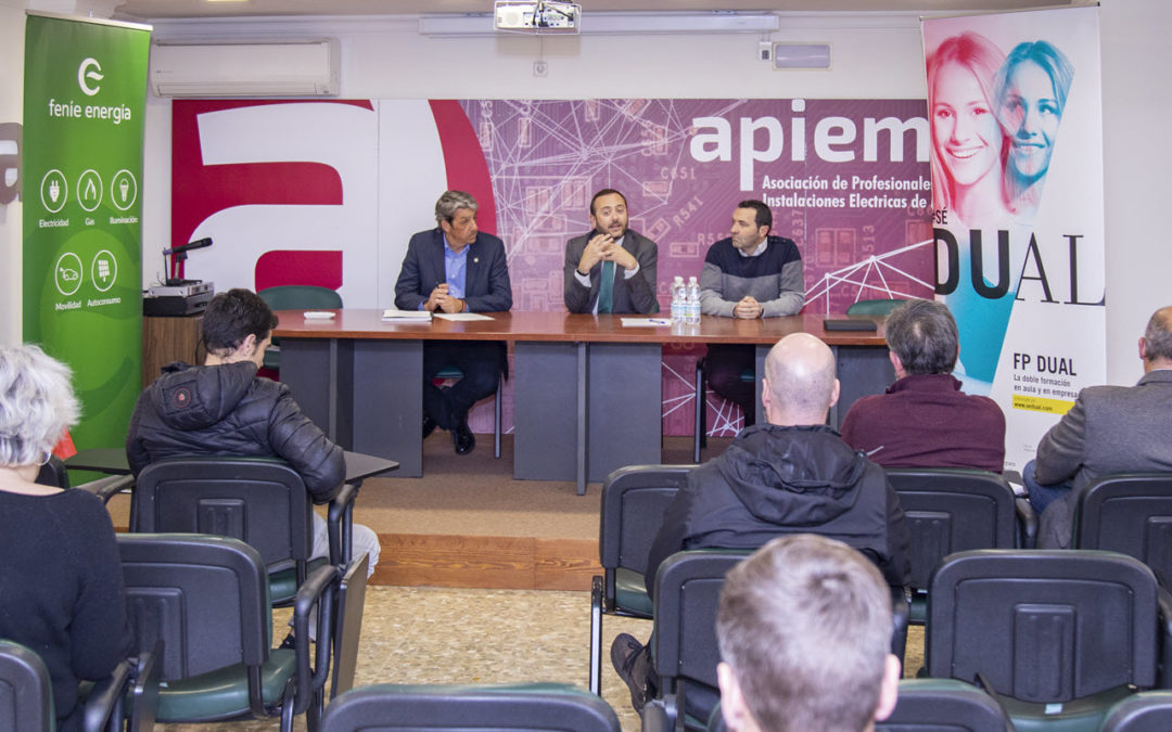 Salesianos Málaga colabora con APIEMA para la FP dual