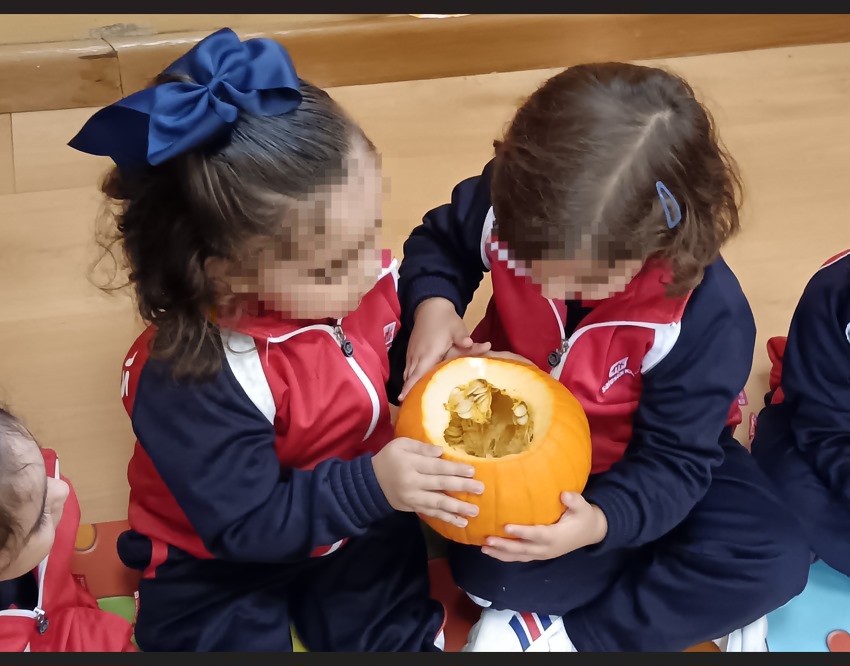 Actividad de bilingüismo en la etapa de Infantil. ¡Celebramos Halloween!